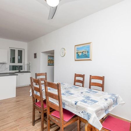 Nice Apartment In Podaca With Wi-Fi Exteriér fotografie