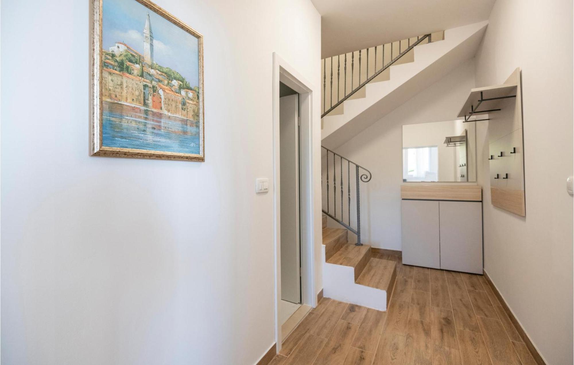 Nice Apartment In Podaca With Wi-Fi Exteriér fotografie